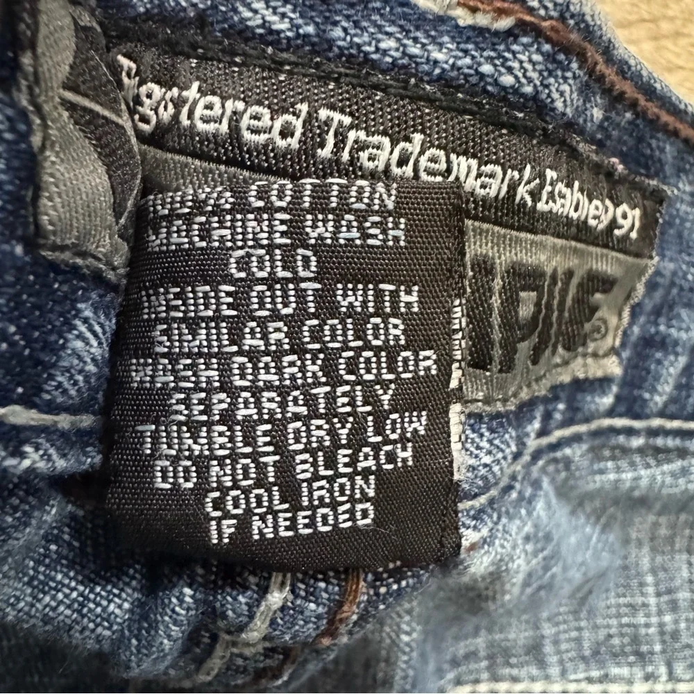 Y2K Southpole Medium Wash Straight Leg Embroidered Loose Fit Jeans Mens Sz. 42